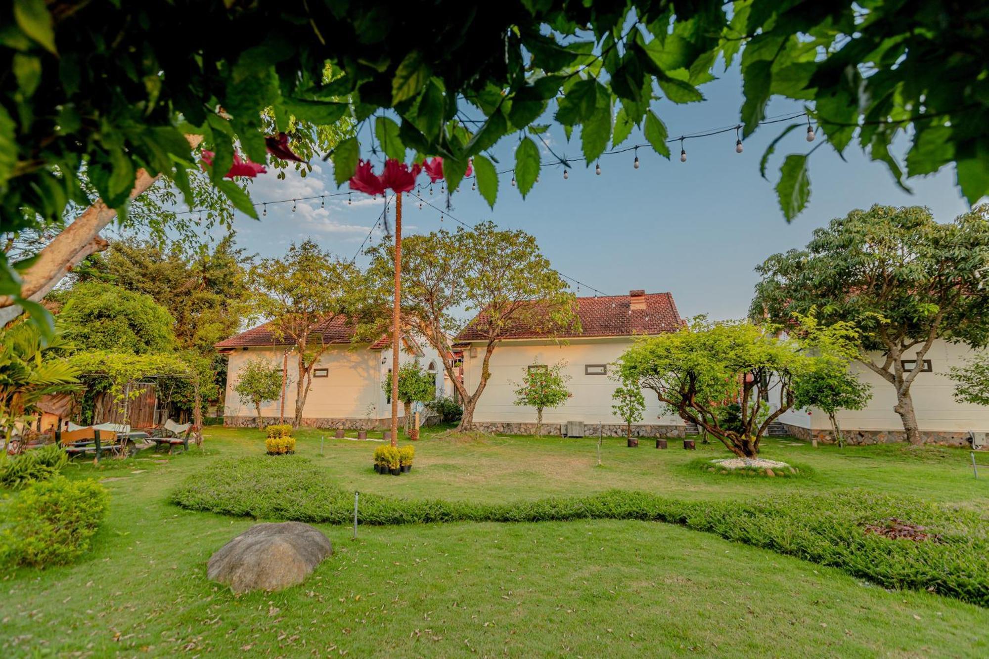 Hoa Lu Garden Resort Ниньбинь Экстерьер фото